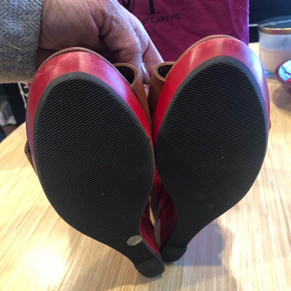 DIANE von FURSTENBERG here $165NWT from NORDSTROM $400. Wedge heels size 9.5 ❤️ - Picture 5 of 16